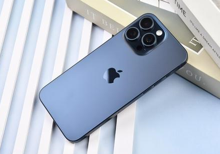 永安坝街道苹果维修点分享iPhone 15 Pro Max屏幕更换全新实操风险 